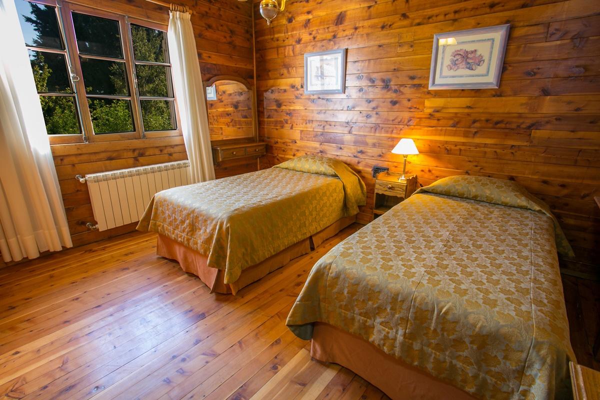 Lodge Huinid Bustillo